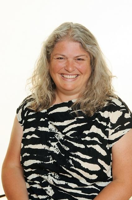 Staff - Mrs R Calvert - Teacher